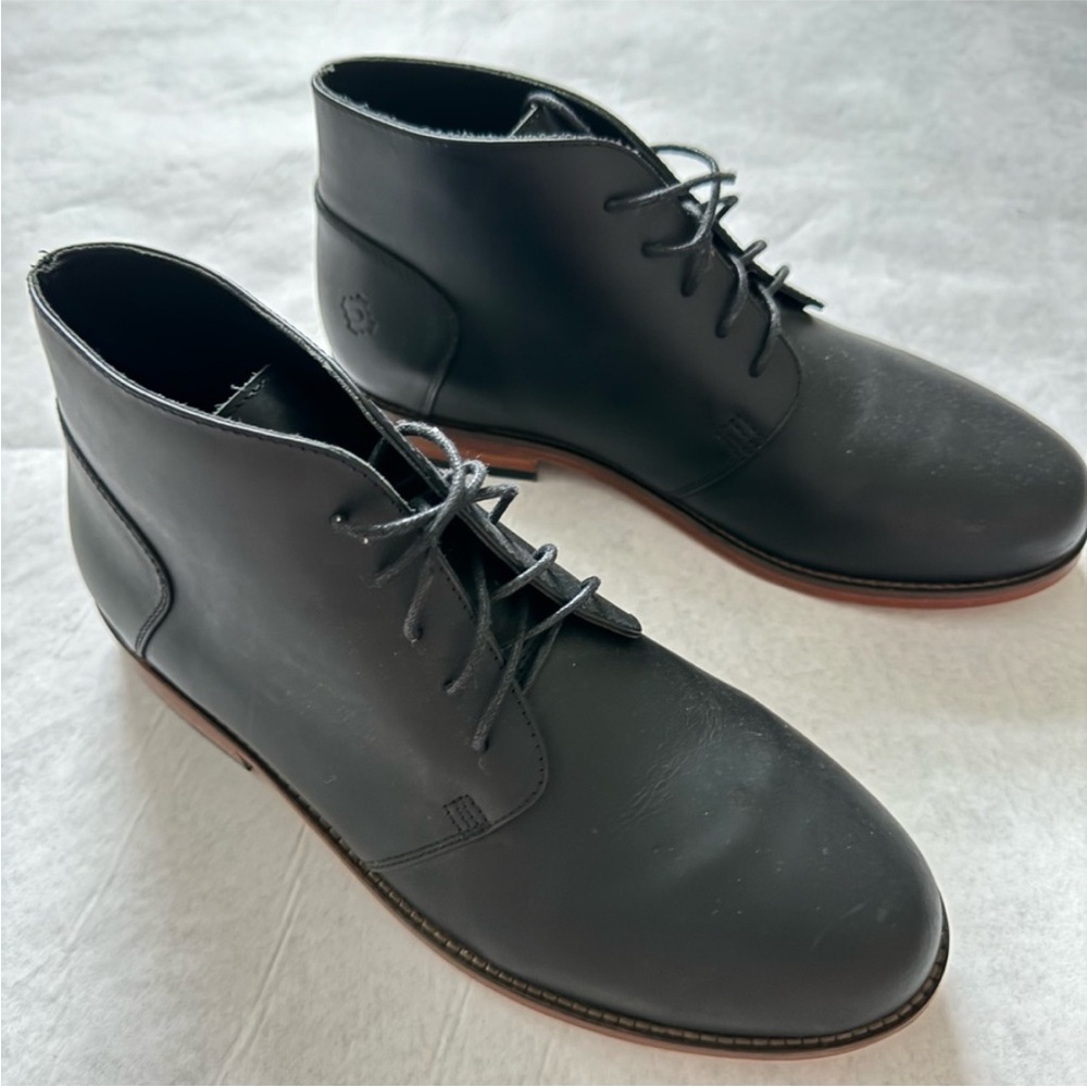 Nisolo black leather lace up chukka boot Size 8
